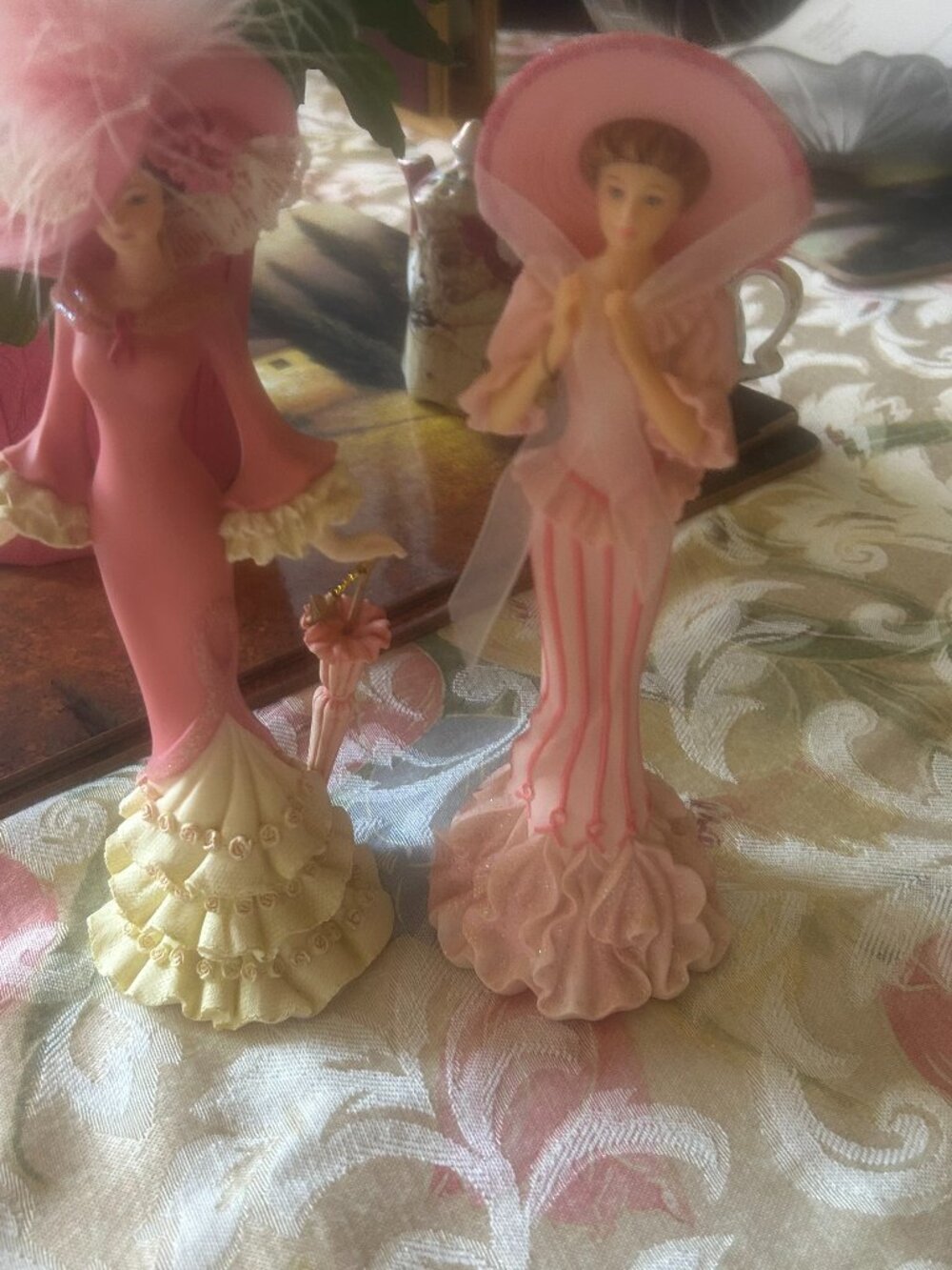 THOMAS KINKADE  HOPE DOLLS